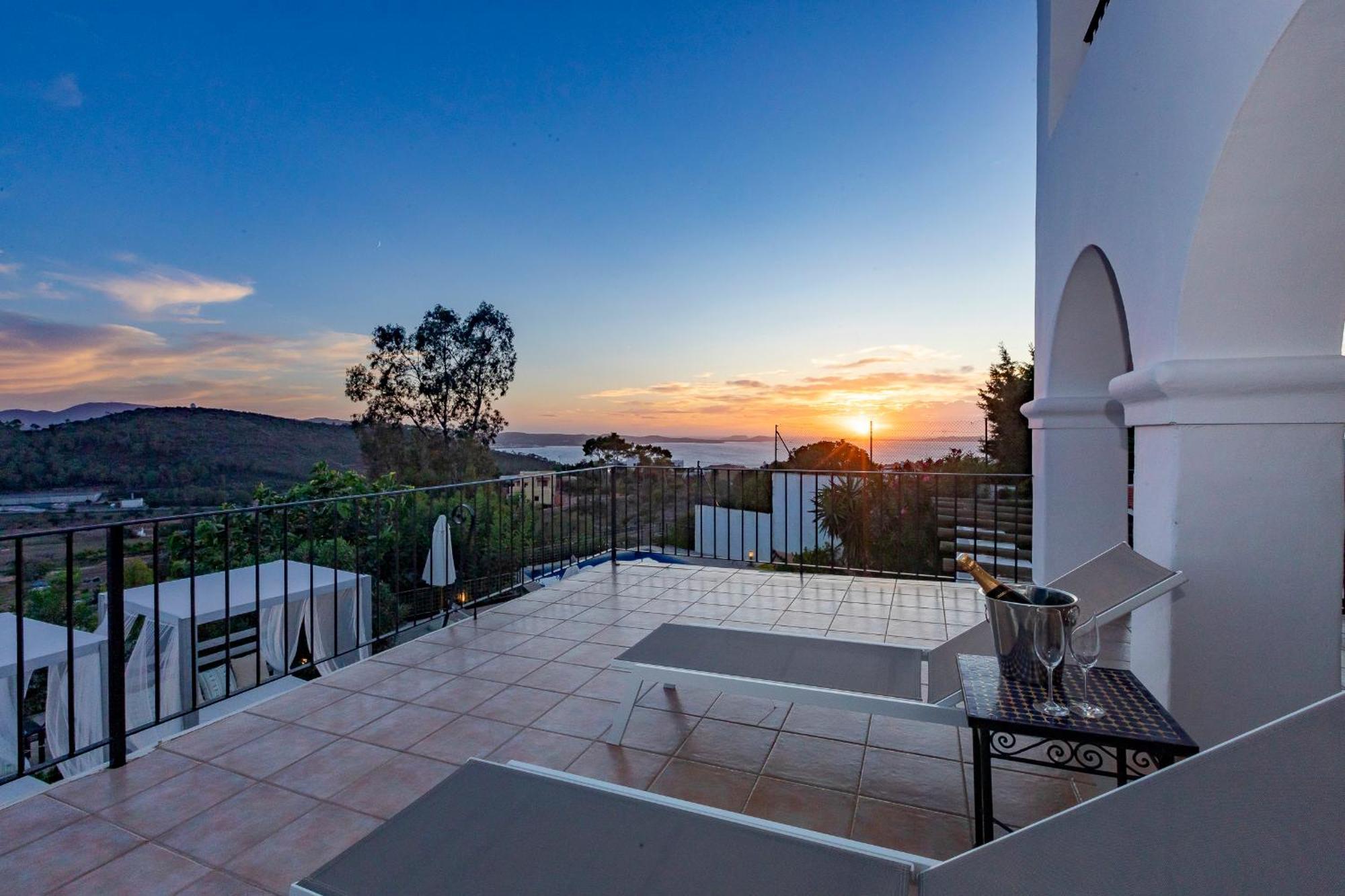 Near San Antonio Sleeps 11 Sant Antoni de Portmany
