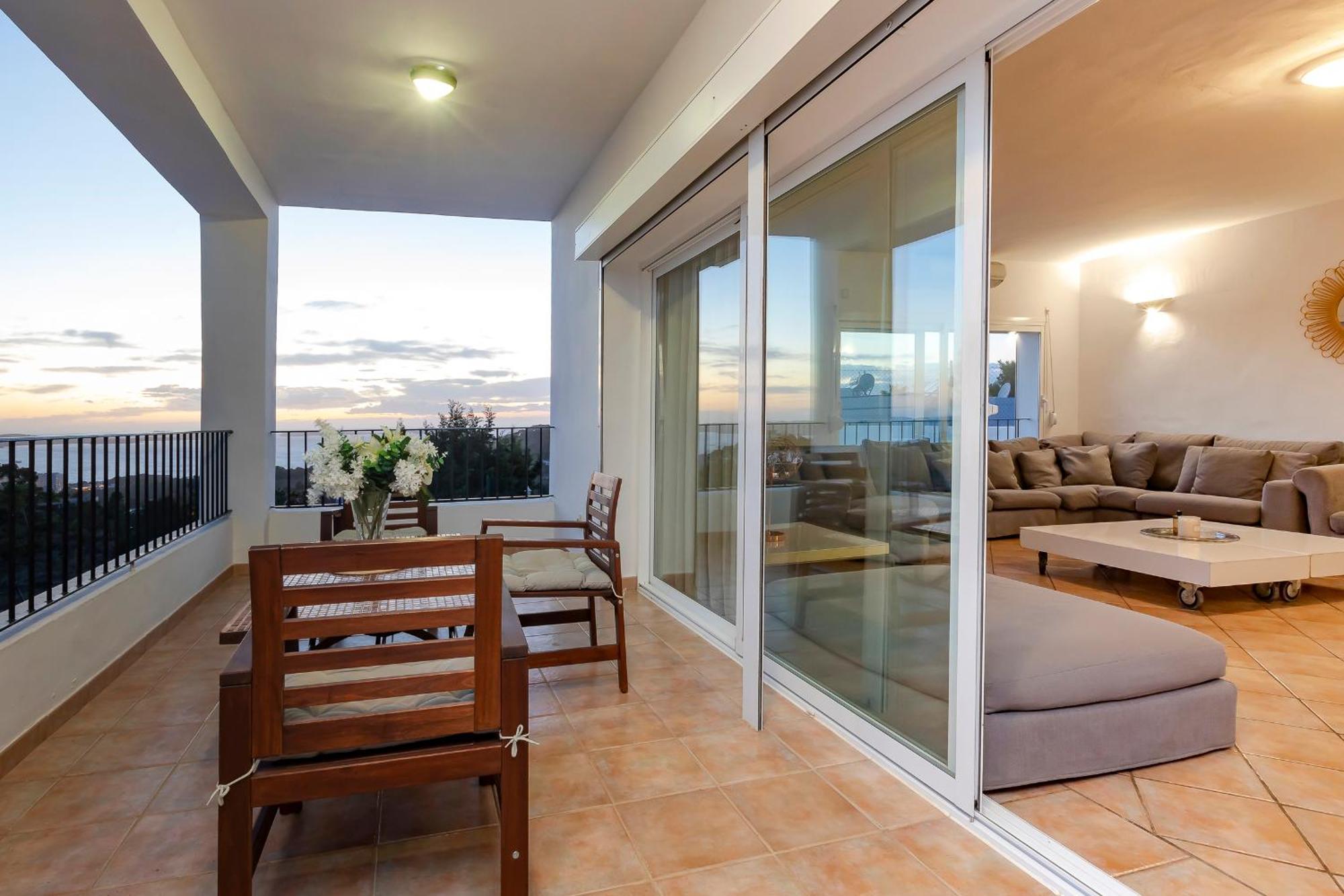Villa Near San Antonio Sleeps 11 Sant Antoni de Portmany