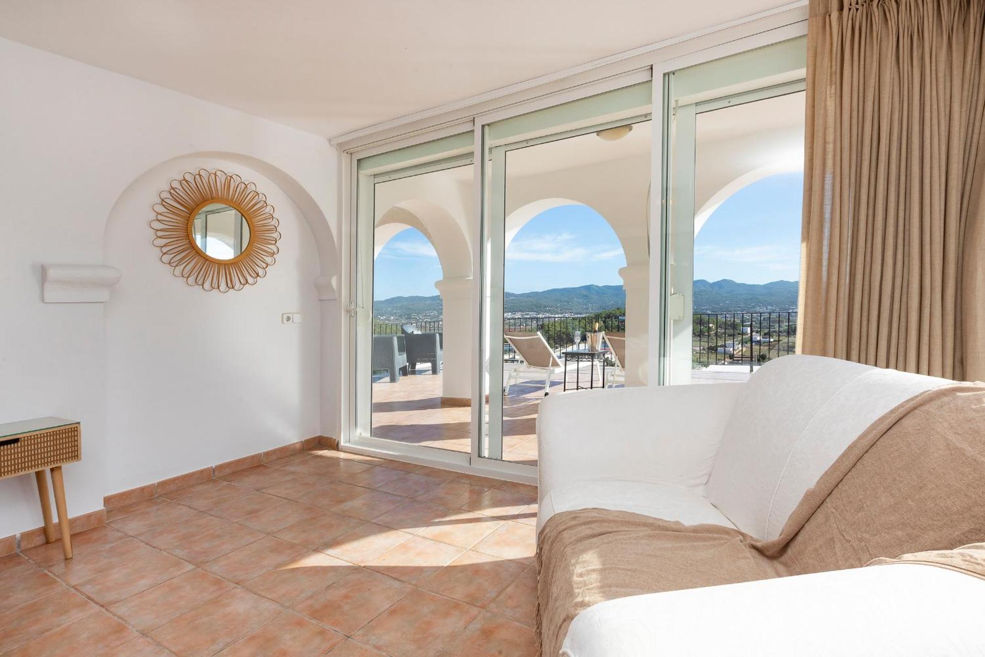 Near San Antonio Sleeps 11 Villa Sant Antoni de Portmany